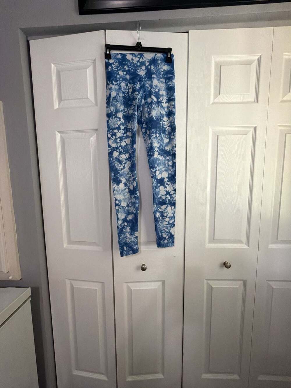 Lululemon Wunder Under High-Rise Leggings in Blue and White Shibori Tie-Dye